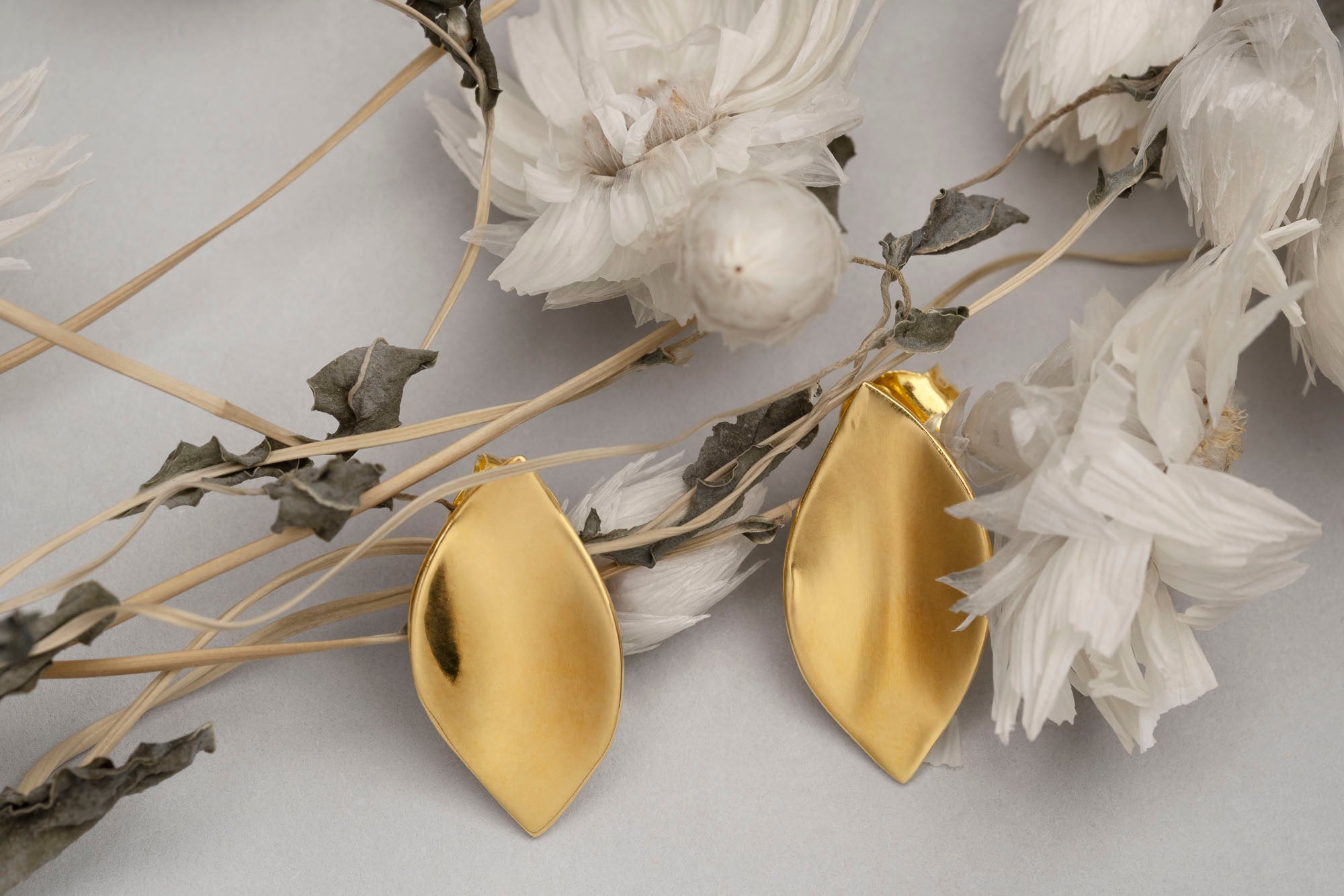 Midas Leaf Earring