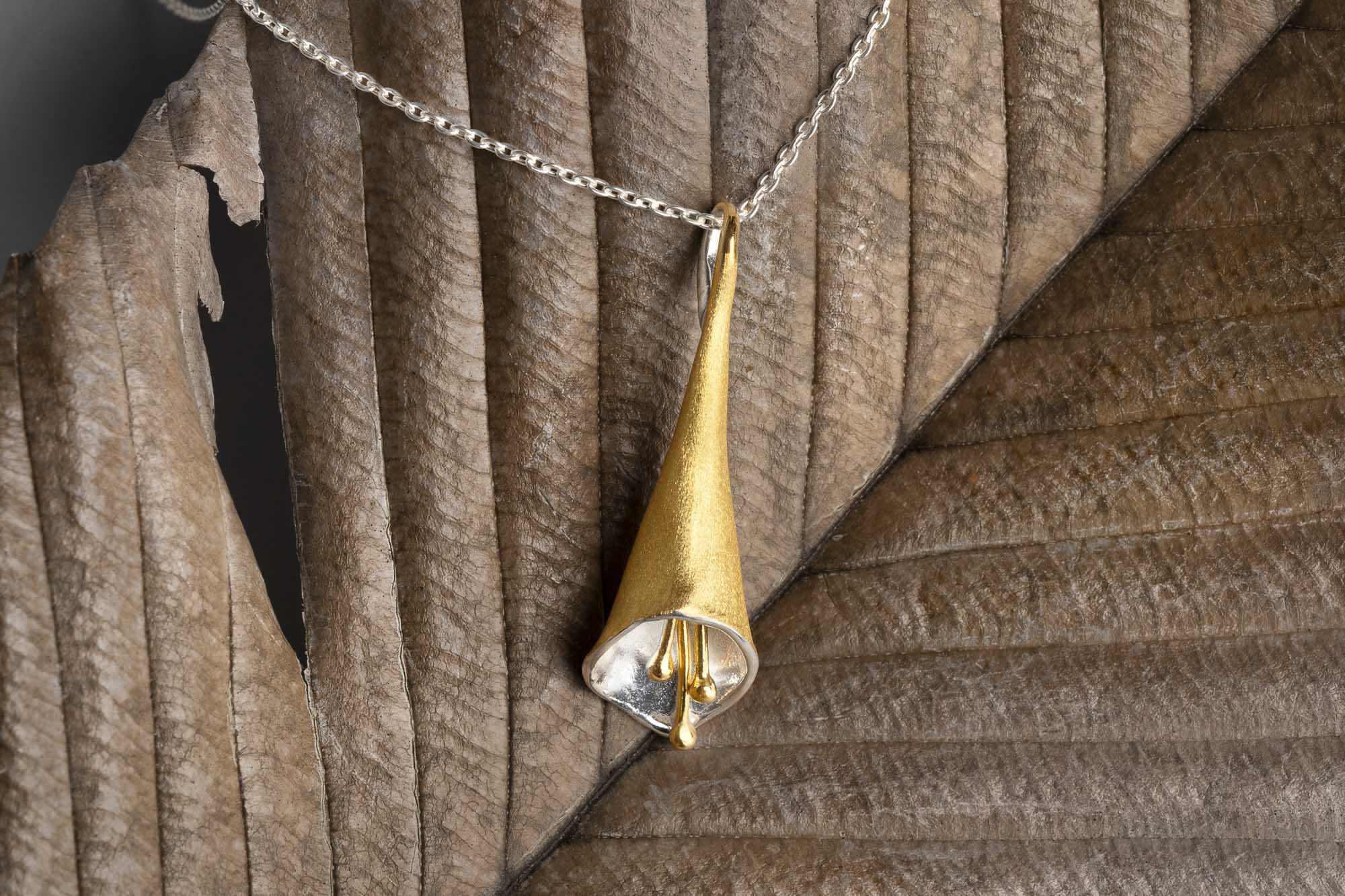 Fleur Necklace