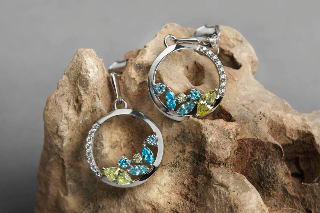 Ocean Eyes Earring